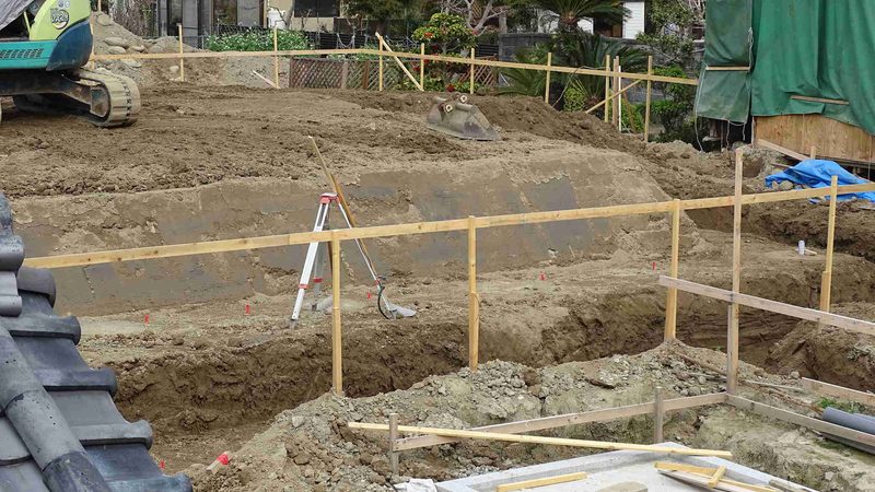 监理报价按建筑面积还是造价